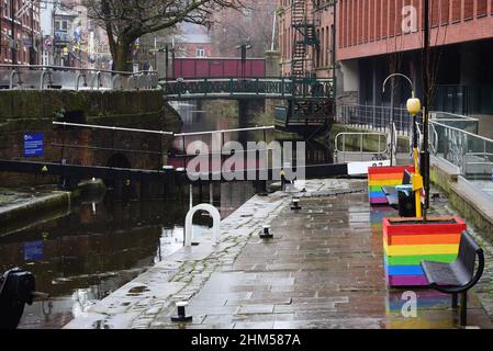 Rochdale Canal im Schwulendorf von Manchester Stockfoto