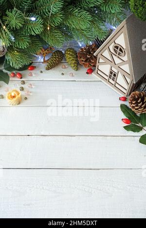 Weihnachtskarte festliche Holzhintergrund vom Brett Stockfoto