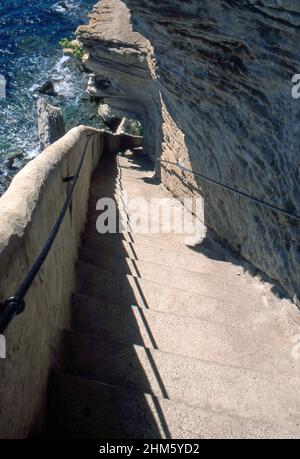 Bonifacio, Korsika, Frankreich (gescannt von Farblider) Stockfoto