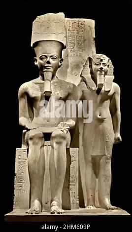 Pharao Horemheb - Statue des Königs Horemheb mit dem gott Amun, Kalkstein, 209 x 90 x 112 cm, Neues Königreich, achtzehnte Dynastie, 18th Dynastie, (1319-1292 v. Chr.), Theben, Ägypten, (Museo Egizio di Torino Italien) Stockfoto