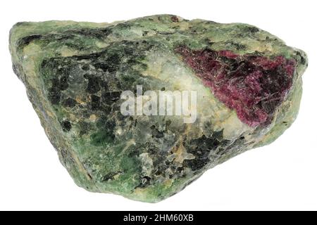 Anyolit aus Tansania isoliert auf weißem Hintergrund Stockfoto