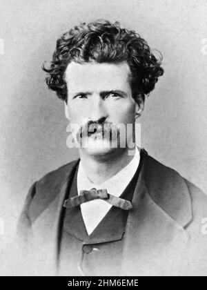 Der amerikanische Schriftsteller Mark Twain (richtiger Name Samuel Clemens), Autor von Tom Sawyer und Huckleberry Finn. Foto von 1867, als der Autor 32 war. Stockfoto