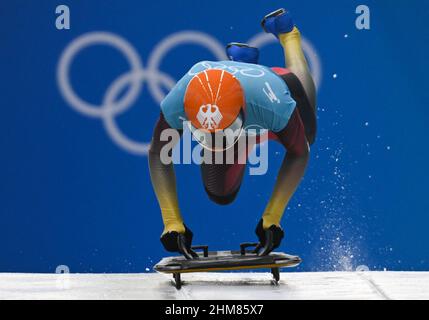 Yanqing, China. 08th. Februar 2022. Olympische Spiele, Skelett, Männer, Training im National Sliding Center. Axel Jungk aus Deutschland im Einsatz. Quelle: Robert Michael/dpa-Zentralbild/dpa/Alamy Live News Stockfoto