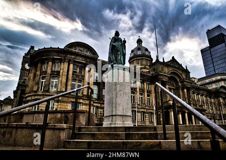 Queen Victoria Statue auf dem Victoria Square in Birmingham Stockfoto