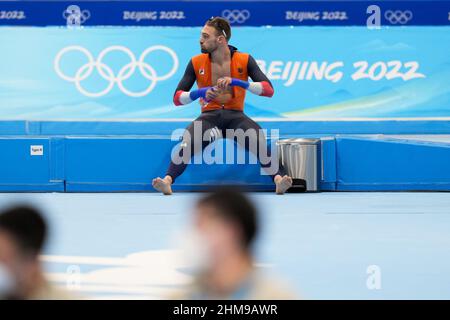 Peking, China. 08th. Februar 2022. PEKING, CHINA - 8. FEBRUAR: Kjeld Nuis aus den Niederlanden nach dem Wettbewerb bei den Men's 1500m während der Olympischen Spiele 2022 in Peking beim National Speedskating Oval am 8. Februar 2022 in Peking, China (Foto von Douwe Bijlsma/Orange Picles) NOCNSF Credit: Orange Pics BV/Alamy Live News Stockfoto