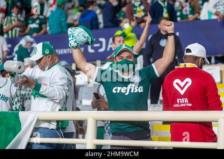 Abu Dhabi, VAE, 8th 2021. Februar Fans während der FIFA Club World Cup 2021 Halbfinale des Fußballspiels zwischen Palmeiras und Al Ahly im Al Nayhan Stadium in Abu Dhabi, VAE. Richard Callis/SPP Stockfoto