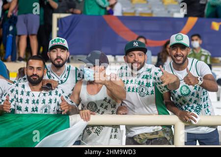 Abu Dhabi, VAE, 8th 2021. Februar Fans während der FIFA Club World Cup 2021 Halbfinale des Fußballspiels zwischen Palmeiras und Al Ahly im Al Nayhan Stadium in Abu Dhabi, VAE. Richard Callis/SPP Stockfoto