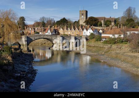 Aylesford Village Bridge & Church Kent Stockfoto