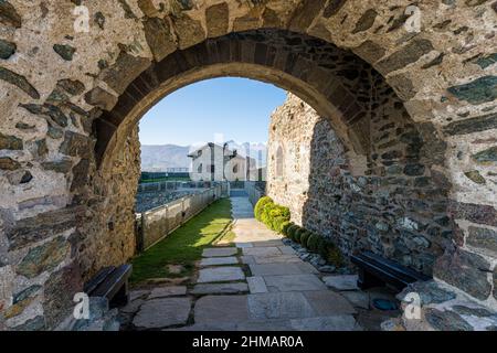 Landschaftlich reizvoller Anblick in der Sacra di San Michele (Abtei von St. Michael). Provinz Turin, Piemont, Italien. Stockfoto