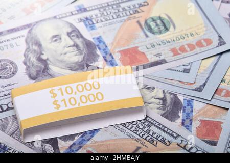 10.000 Dollar Banknoten Hintergrund , Geldfinanzierung Stockfoto