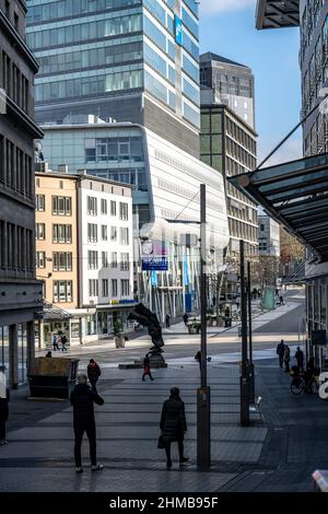 Die Bochumer Innenstadt, im Januar 2022, Schützenbahn, Massenbergstraße, obligatorische Masken, Leere Einkaufsstraßen, Verkauf, Sonderangebote, Bochum, NR Stockfoto