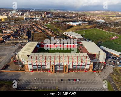 Das Oakwell Stadium ist ein Mehrzweckstadion in Barnsley, South Yorkshire, das hauptsächlich vom Barnsley Football Club für die Heimspiele genutzt wird, und Th Stockfoto