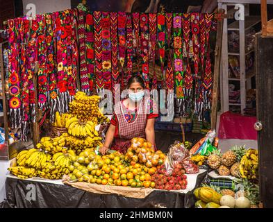Der farbenfrohe Sonntagsmarkt in Chichicastenango, Guatemala Stockfoto