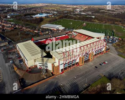 Das Oakwell Stadium ist ein Mehrzweckstadion in Barnsley, South Yorkshire, das hauptsächlich vom Barnsley Football Club für die Heimspiele genutzt wird, und Th Stockfoto