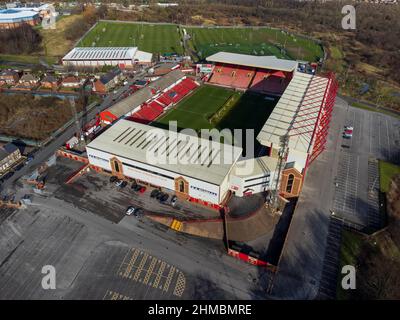 Das Oakwell Stadium ist ein Mehrzweckstadion in Barnsley, South Yorkshire, das hauptsächlich vom Barnsley Football Club für die Heimspiele genutzt wird, und Th Stockfoto