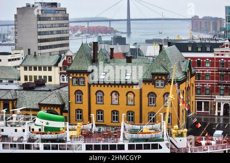 Stavanger norwegische Stadt mit atemberaubenden Landschaften, wunderschönen Fjorden, Bergen und langen weißen Stränden. Stockfoto