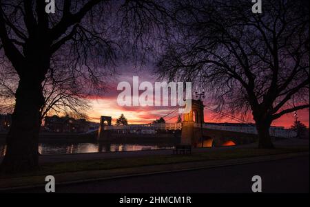 Sonnenaufgang am Victoria Embankment in Nottingham, Nottinghamshire England Großbritannien Stockfoto