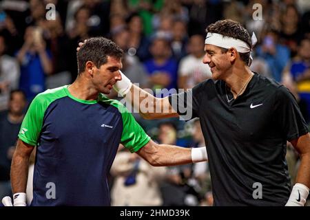 Buenos Aires, Capital Ferderal, Argentinien: 8. Februar 2022, Ciudad AutÃ³noma nach 965 Tagen Inaktivität und vier Operationen, der argentinische Tennisspieler, ehemalige Nummer 3 in der Welt, .Champion des Davis Cup 2016, der United States Open 2009 und Doppel-Olympiasieger (Silber in Rio de Janeiro 2016 und Bronze in London 2012) Juan MartÃ-n Del Potro, verloren bei seinem Debüt bei den Argentine Open gegen seinen Landsmann und Freund Federico Delbonis 6-1 und 6-3. Obwohl er es vermied, bei seinem Comeback seinen endgültigen Rücktritt bekannt zu geben, In der ersten Runde des ATP 250 .in Argentinien bei t Stockfoto