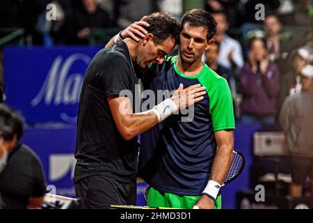 Buenos Aires, Capital Ferderal, Argentinien: 8. Februar 2022, Ciudad AutÃ³noma nach 965 Tagen Inaktivität und vier Operationen, der argentinische Tennisspieler, ehemalige Nummer 3 in der Welt, .Champion des Davis Cup 2016, der United States Open 2009 und Doppel-Olympiasieger (Silber in Rio de Janeiro 2016 und Bronze in London 2012) Juan MartÃ-n Del Potro, verloren bei seinem Debüt bei den Argentine Open gegen seinen Landsmann und Freund Federico Delbonis 6-1 und 6-3. Obwohl er es vermied, bei seinem Comeback seinen endgültigen Rücktritt bekannt zu geben, In der ersten Runde des ATP 250 .in Argentinien bei Stockfoto