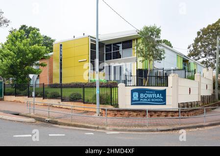 Die 2016 mehrstufige Erweiterung flexibler Lernräume an der Bowral Public School in den Southern Highlands, New South Wales, die 1867 eröffnet wurde Stockfoto