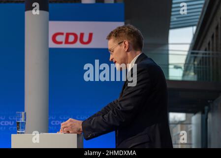 Ministerpräsident Daniel Günther präsentiert das Wahlprogramm der CDU für die Landtagswahl 2022 in Schleswig-Holstein Stockfoto