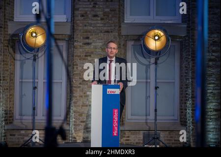 Ministerpräsident Daniel Günther präsentiert das Wahlprogramm der CDU für die Landtagswahl 2022 in Schleswig-Holstein Stockfoto