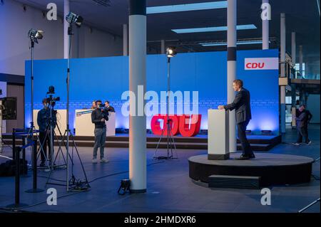 Ministerpräsident Daniel Günther präsentiert das Wahlprogramm der CDU für die Landtagswahl 2022 in Schleswig-Holstein Stockfoto