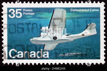 KANADA - UM 1979: Eine in Kanada gedruckte Marke zeigt Consolidated Canso, eine in Kanada hergestellte Version von Consolidated PBY Catalina, amerikanischer Doppelmotor, m. Stockfoto