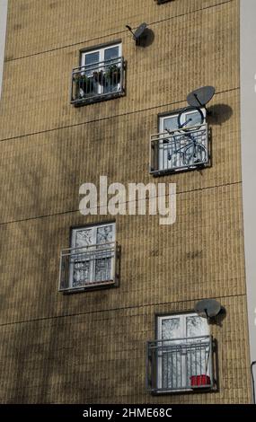 Sozialer Wohnungsbau in Globe Town, nahe Mile End, Tower Hamlets, London, England, Großbritannien Stockfoto