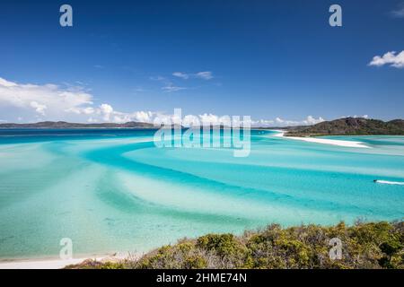 Whitehaven Beach. Zu einem der besten Reiseziele gewählt. Whitsundays Australien. Whitsunday Islands, Queensland. Segelurlaub. Stockfoto