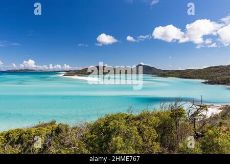 Whitehaven Beach. Zu einem der besten Reiseziele gewählt. Whitsundays Australien. Whitsunday Islands, Queensland. Segelurlaub. Stockfoto