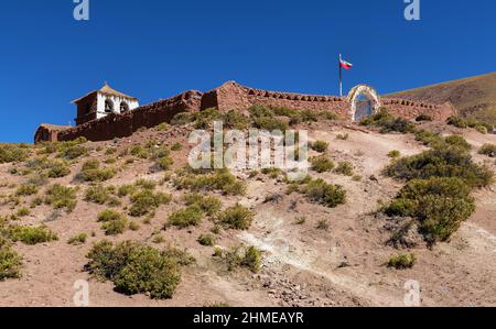 Kirche in einem kleinen Andendorf in Machuca, Chile Stockfoto