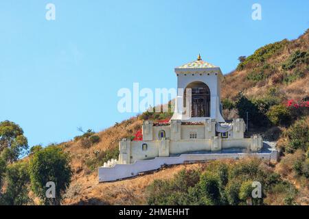 Das historische Catalina Glockenspiel erhebt sich über Avalon, Kalifornien. Stockfoto