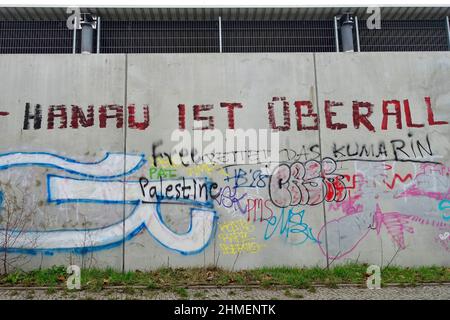 Die Erschießungen in Hanau fanden am 19. Februar 2020 statt, als neun Menschen bei einem Terroranschlag getötet und fünf weitere verletzt wurden Stockfoto