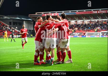 Bristol, Großbritannien. 09th. Februar 2022. Bristol City feiert am 9. Februar 2022 im Ashton Gate in Bristol, England, das 2nd-Tor beim Spiel der EFL Sky Bet Championship zwischen Bristol City und Reading. Foto von Scott Boulton. Nur zur redaktionellen Verwendung, Lizenz für kommerzielle Nutzung erforderlich. Keine Verwendung bei Wetten, Spielen oder Veröffentlichungen in einem Club/einer Liga/einem Spieler Credit: UK Sports Pics Ltd/Alamy Live News Stockfoto