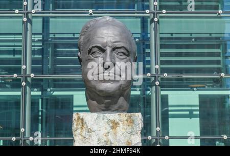 Büste, Helmut Kohl, Axel-Springer-Verlag, Axel-Springer-Straße, Kreuzberg, Berlin, Deutschland Stockfoto