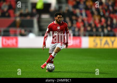 Bristol, Großbritannien. 09th. Februar 2022. Jay Dasilva von Bristol City in Aktion während des Spiels der EFL Sky Bet Championship zwischen Bristol City und Reading am Ashton Gate, Bristol, England am 9. Februar 2022. Foto von Scott Boulton. Nur zur redaktionellen Verwendung, Lizenz für kommerzielle Nutzung erforderlich. Keine Verwendung bei Wetten, Spielen oder Veröffentlichungen einzelner Clubs/Vereine/Spieler. Kredit: UK Sports Pics Ltd/Alamy Live Nachrichten Stockfoto