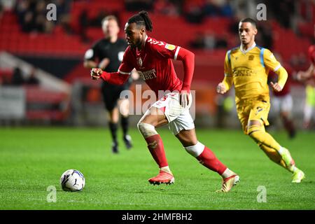 Bristol, Großbritannien. 09th. Februar 2022. Antoine Semenyo von Bristol City in Aktion während des Spiels der EFL Sky Bet Championship zwischen Bristol City und Reading am Ashton Gate, Bristol, England am 9. Februar 2022. Foto von Scott Boulton. Nur zur redaktionellen Verwendung, Lizenz für kommerzielle Nutzung erforderlich. Keine Verwendung bei Wetten, Spielen oder Veröffentlichungen einzelner Clubs/Vereine/Spieler. Kredit: UK Sports Pics Ltd/Alamy Live Nachrichten Stockfoto