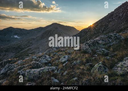 Sonnenuntergang in den Bergen in der Hunter-fryingpan Wilderness Stockfoto