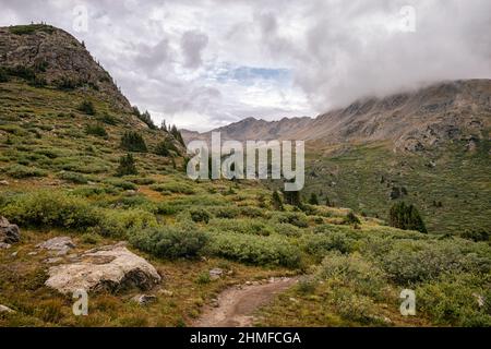 Wandern auf dem Lost man Loop Trail in der Hunter-fryingpan Wilderness Stockfoto