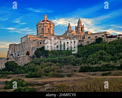 Die mittelalterliche Stadtmauer von Mdina auf Malta Stockfoto