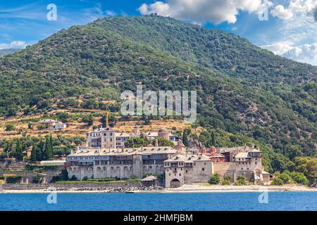 Xenophontos Kloster auf Berg Athos in Griechenland an einem Sommertag Stockfoto