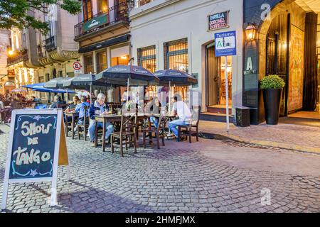 Buenos Aires Argentinien, San Telmo, Plaza Dorrego, Nachtleben Tango Show, Schild Café, Restaurant al fresco Esstische Restobar hispanischen Menschen Stockfoto