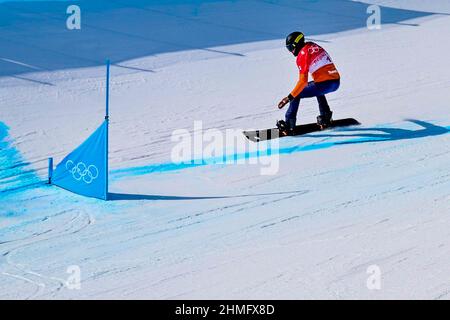 UZhangjiakou, CHINA - 10. FEBRUAR: Glenn de Blois aus den Niederlanden tritt während der Olympischen Spiele in Peking 2022 im Genting Snow Park P & X Stadium am 10. Februar 2022 in Zhangjiakou, China, bei der Herrensaat an (Foto: Iris van den Broek/Orange Picics) NOCNSF House of Sports Credit: Orange Pics BV/Alamy Live News Stockfoto