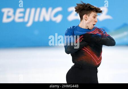 Peking, China. 10th. Februar 2022. Lukas Britschgi aus der Schweiz tritt beim Eiskunstlauf der Männer im Capital Indoor Stadium in Peking, der Hauptstadt Chinas, am 10. Februar 2022 auf. Quelle: Li Yibo/Xinhua/Alamy Live News Stockfoto