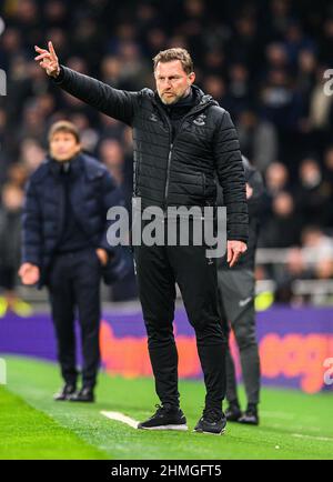 London, Großbritannien. 09th. Februar 2022. Southampton-Manager Ralph Hasenhuttl während des Spiels im Tottenham Hotspur Stadium. Bildnachweis: © Mark Pain / Alamy Live Nachrichtengutschein: Mark Pain/Alamy Live News Stockfoto