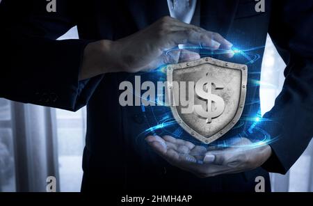 Das Konzept des Schutzes und der Sicherheit von Dollar. Stockfoto