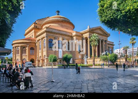 Opernhaus Teatro Massimo in der Altstadt, Palermo, Sizilien, Italien Stockfoto