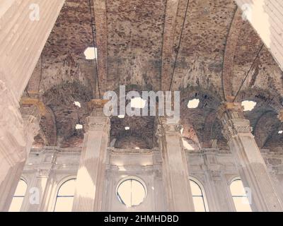 Ruinen der alten lutherischen Kirche in Odessa, Ukraine. Historisches Gebäude im Jahr 1803 gebaut ersten deutschen Siedler durch Vandalen des Proletariats zerstört während Stockfoto