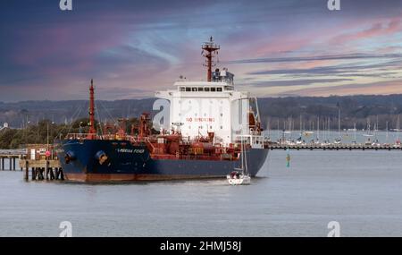 Cumbrian Fisher A Chemical/Oil Products Tanker IMO 9298404 Moored Gosport, Portsmouth Harbour, Portsmouth, Hampshire, England, VEREINIGTES KÖNIGREICH Stockfoto